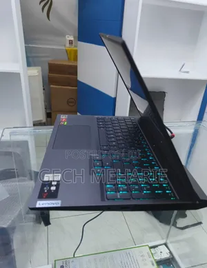 New Laptop Lenovo Legion 5 16GB AMD Ryzen 7 SSD 512GB