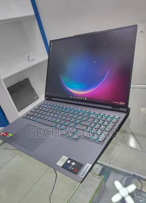 New Laptop Lenovo Legion 5 16GB AMD Ryzen 7 SSD 512GB
