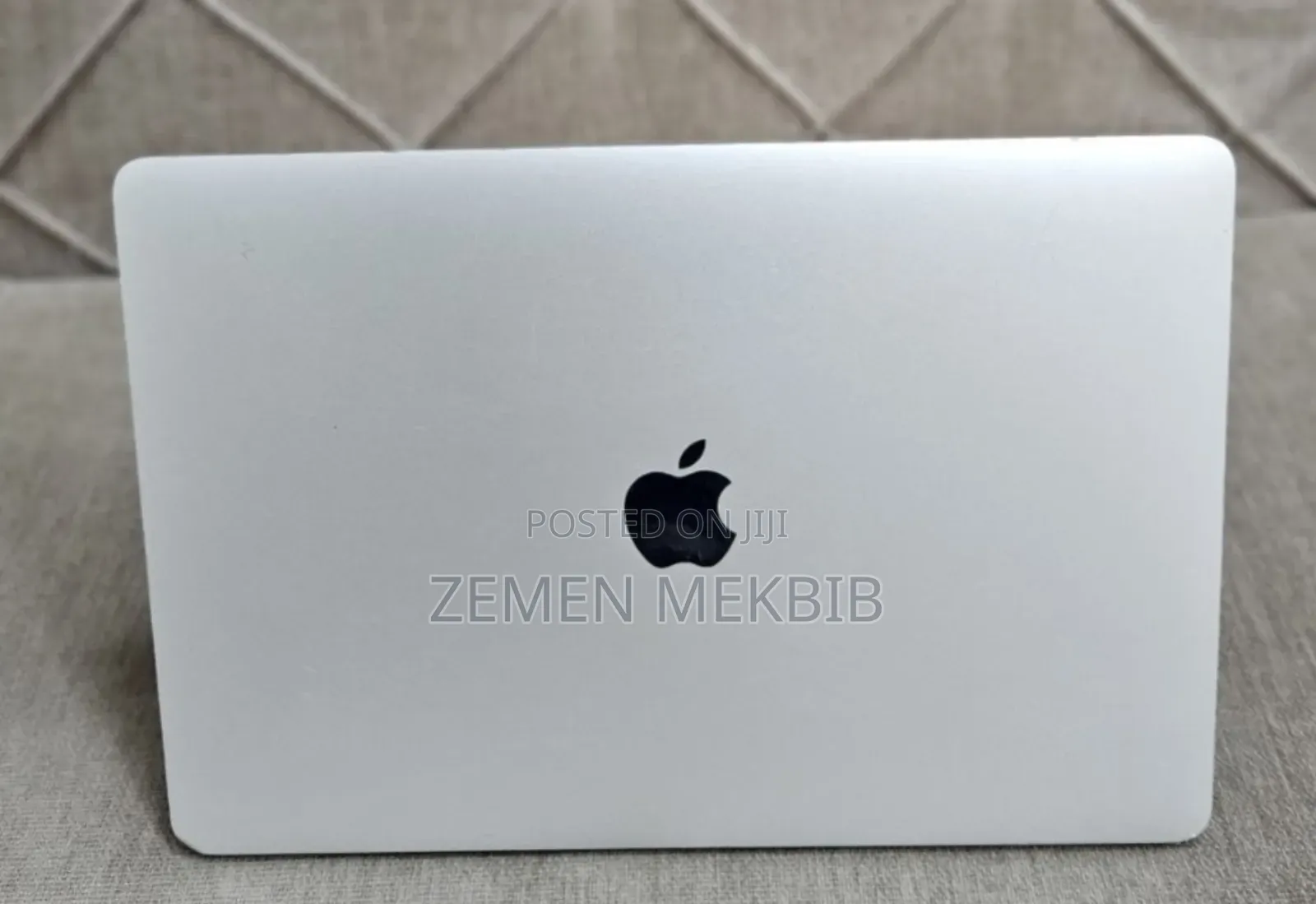 New Laptop Apple MacBook Pro 2017 8GB Intel Core I5 SSD 128GB