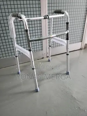 Photo - Walker፹~፰walker for Patients፺~፺walkerμ፼μwalker÷፩÷፩walker