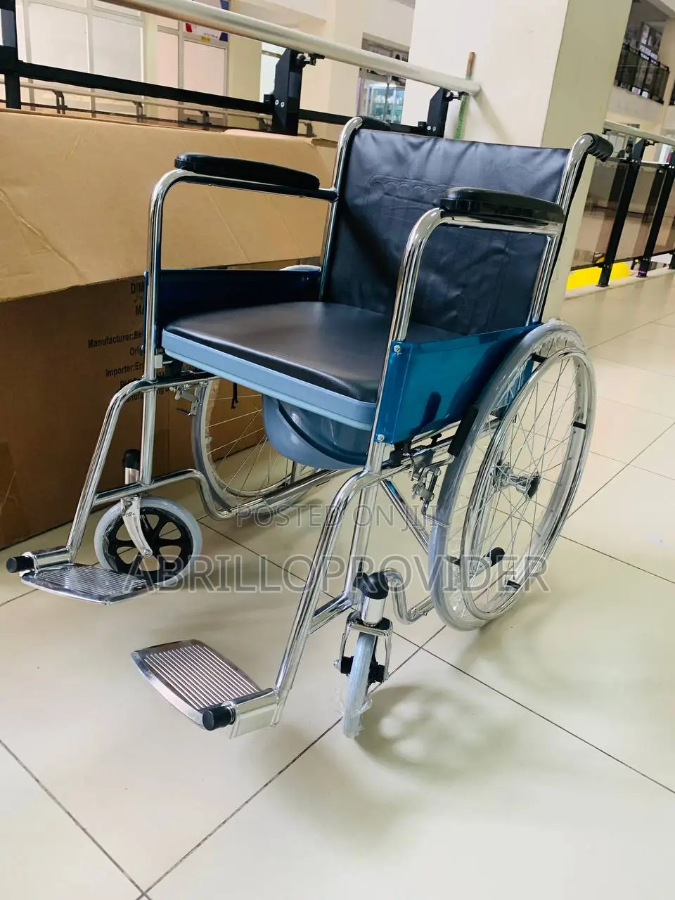 Cushion Seat Toilet Bucket | Ideal Wheelchair for Old Peop