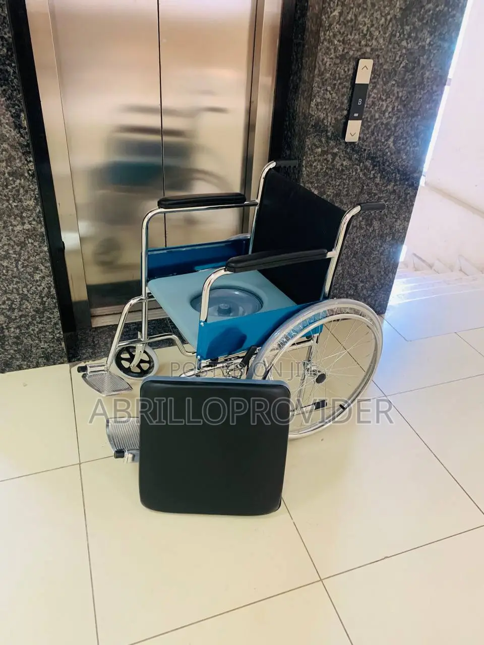 Easycare Commode Wheelchair for Old People and Patient,