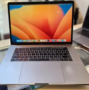 Photo - New Laptop Apple MacBook Pro 2018 32GB Intel Core I9 SSD 1T