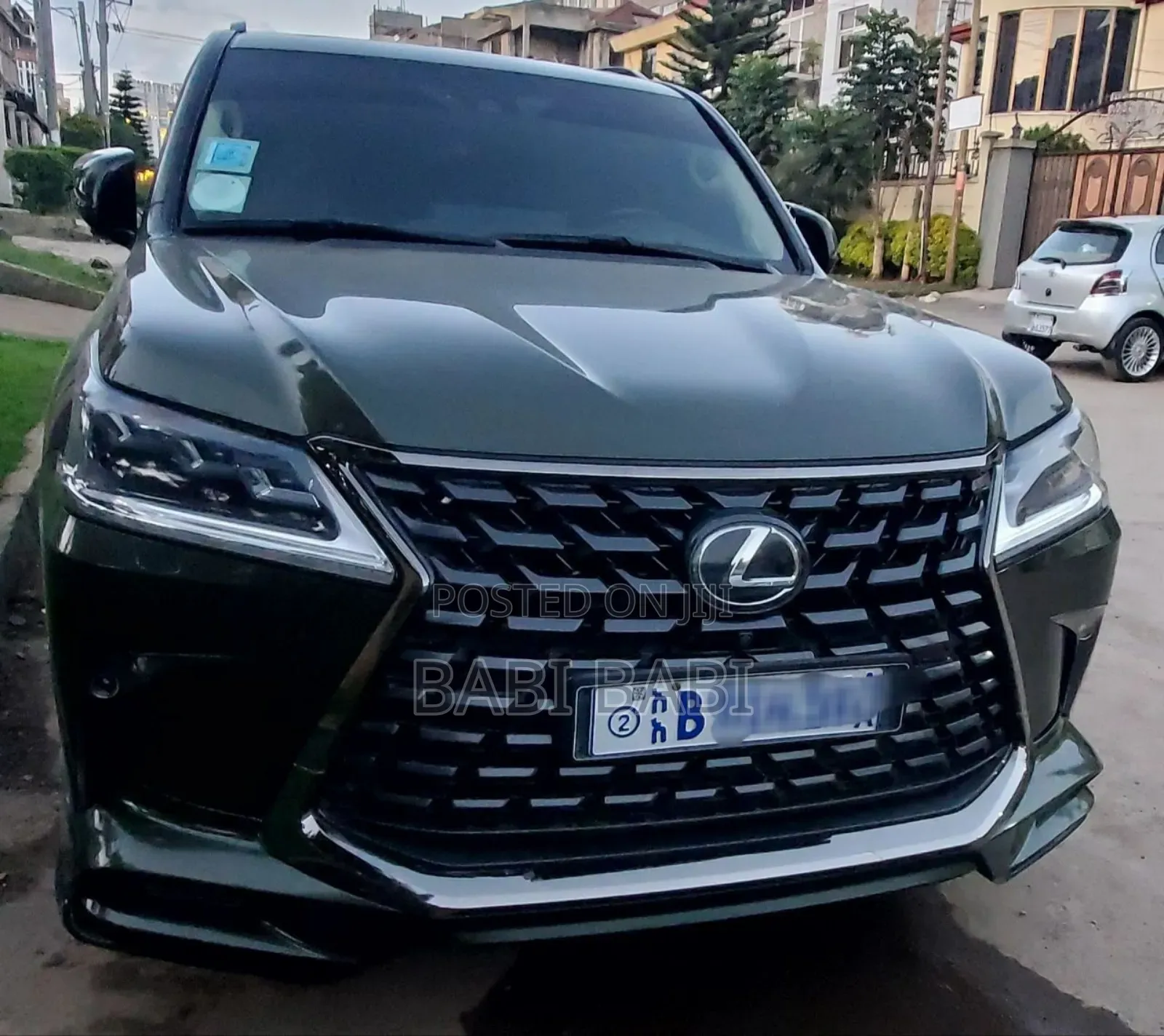 Lexus LX 2021 Green