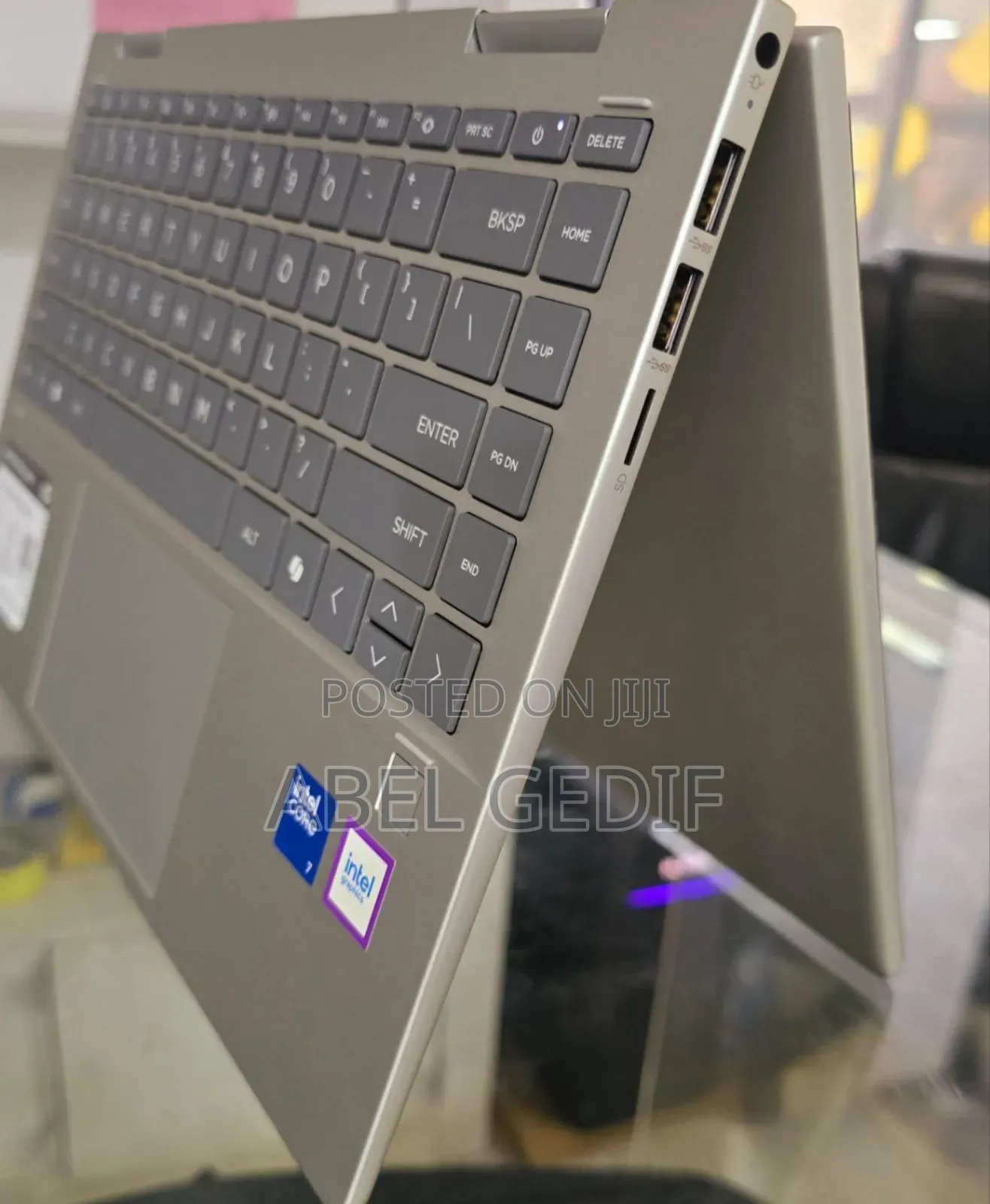 New Laptop HP Envy X360 8GB Intel Core I5 SSD 512GB