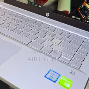 New Laptop HP Pavilion 14 8GB Intel Core I7 HDD+SSD 512GB