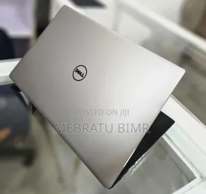 New Laptop Dell XPS 15 8GB Intel Core I7 SSD 512GB