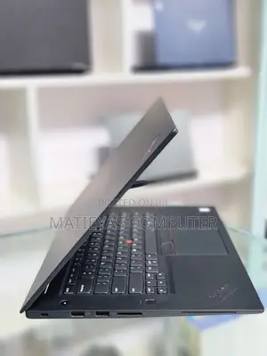 Photo - Laptop Lenovo ThinkPad X1 Carbon 16GB Intel Core I7 SSD 512GB