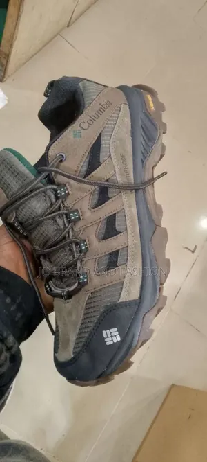 Colombia Out Door Water Proof Shoes