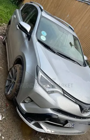 Toyota RAV4 2016 Silver