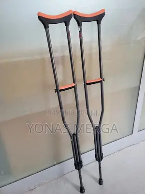 Photo - Crutches፩፩crunch፪፪cranch፫፫crutches፬፬crunch፭፭crutches፮፮crunch