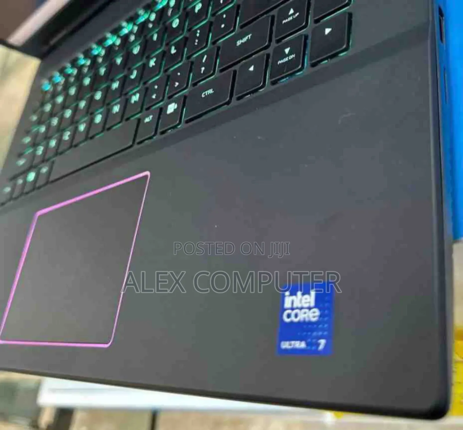 New Laptop Alienware M17x R2 16GB Intel Core I7 SSD 1T