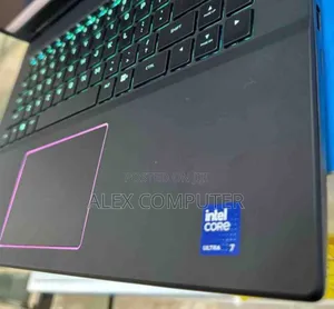 New Laptop Alienware M17x R2 16GB Intel Core I7 SSD 1T