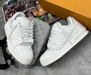 Photo - Louis Vuitton Good Quality Snaeaker for You