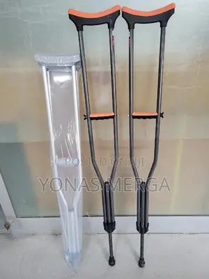 Photo - Crutches፷፭cranch፸፮crutches፬፬crutches፰፰፰crutches፱፱፱crutches