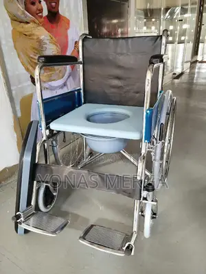 Photo - Commode Wheelchair፩፲wheelchair፪፱wheelchair፫፰wheelchair፬፯ዊልቼር