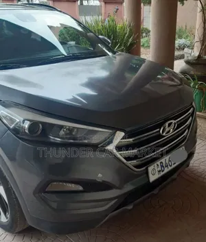 Photo - Hyundai Tucson 2019 Gray