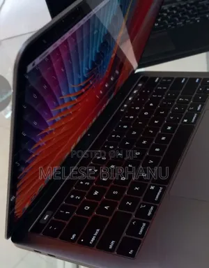 New Laptop Apple MacBook Pro 2018 8GB Intel Core I5 SSD 512GB