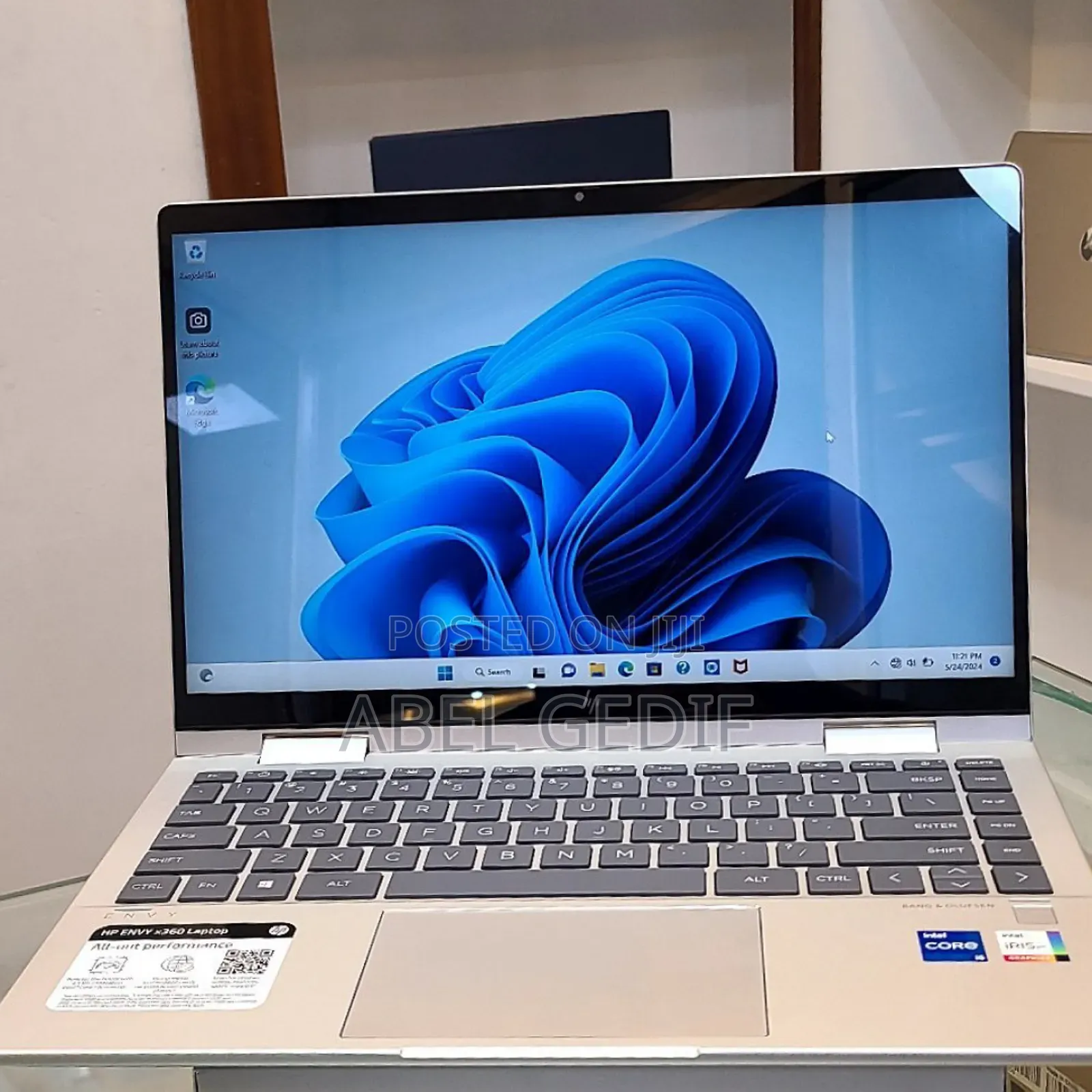 New Laptop HP Envy X360 8GB Intel Core I5 SSD 512GB