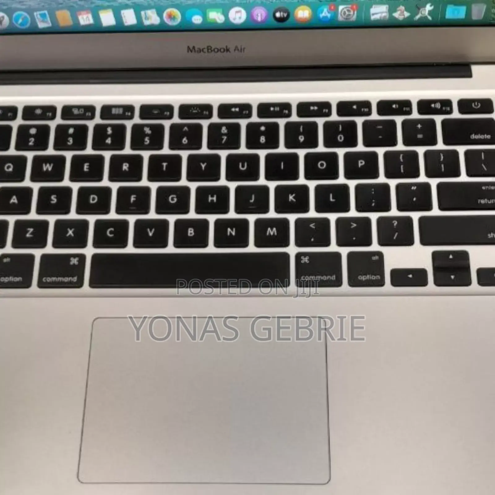 New Laptop Apple MacBook Air 2015 8GB SSD 128GB