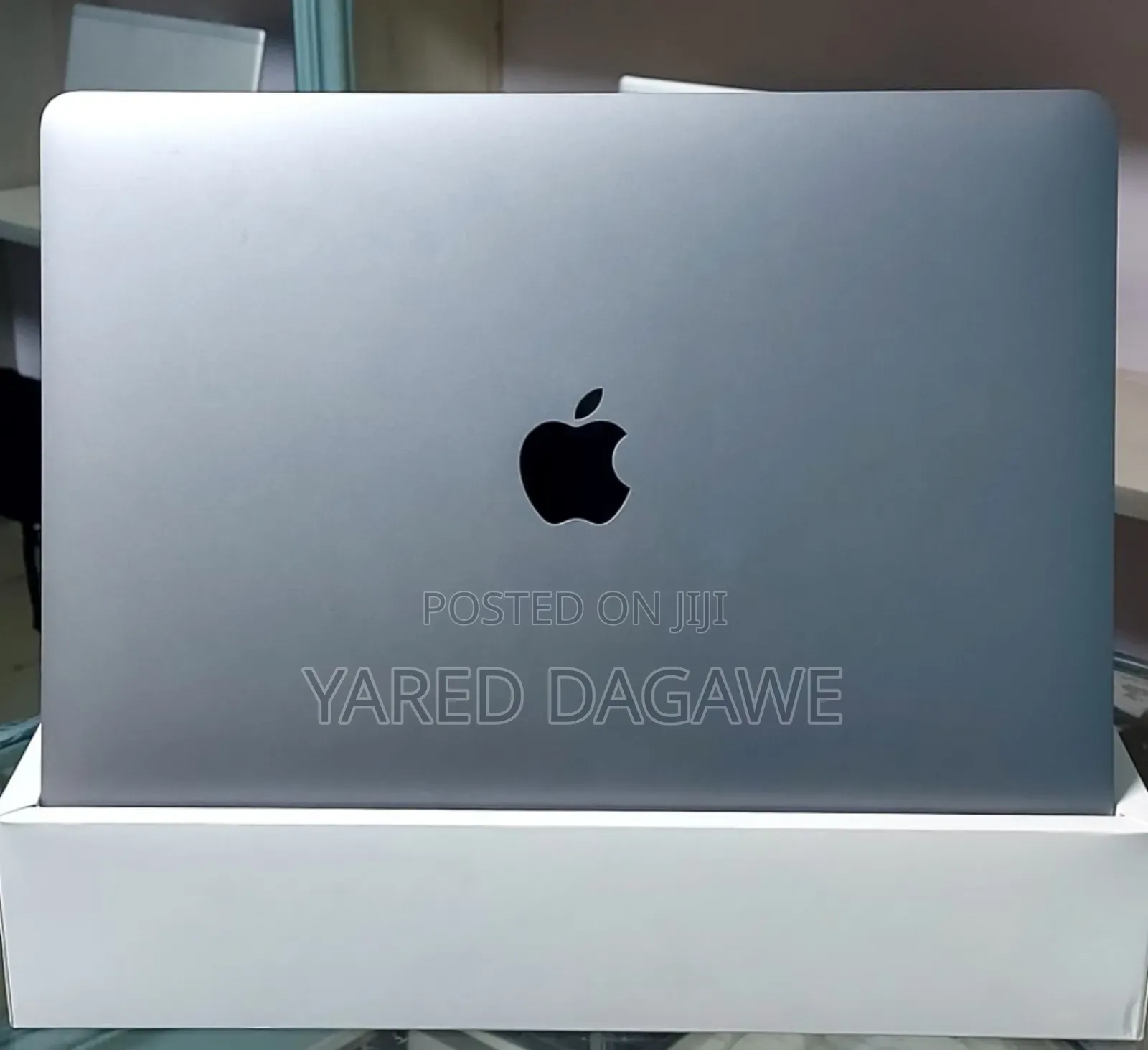 New Laptop Apple MacBook Pro M1 8GB Apple M1 SSD 256GB