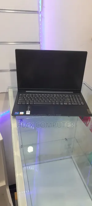 New Laptop Lenovo Flex 5 12GB Intel Core I7 SSD 512GB