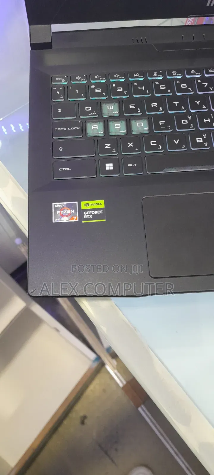 New Laptop MSI GF63 16GB AMD Ryzen 7 SSD 512GB