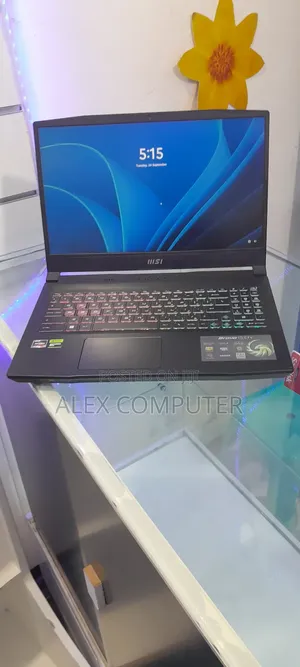New Laptop MSI GF63 16GB AMD Ryzen 7 SSD 512GB