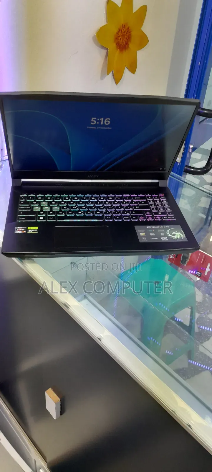 New Laptop MSI GF63 16GB AMD Ryzen 7 SSD 512GB