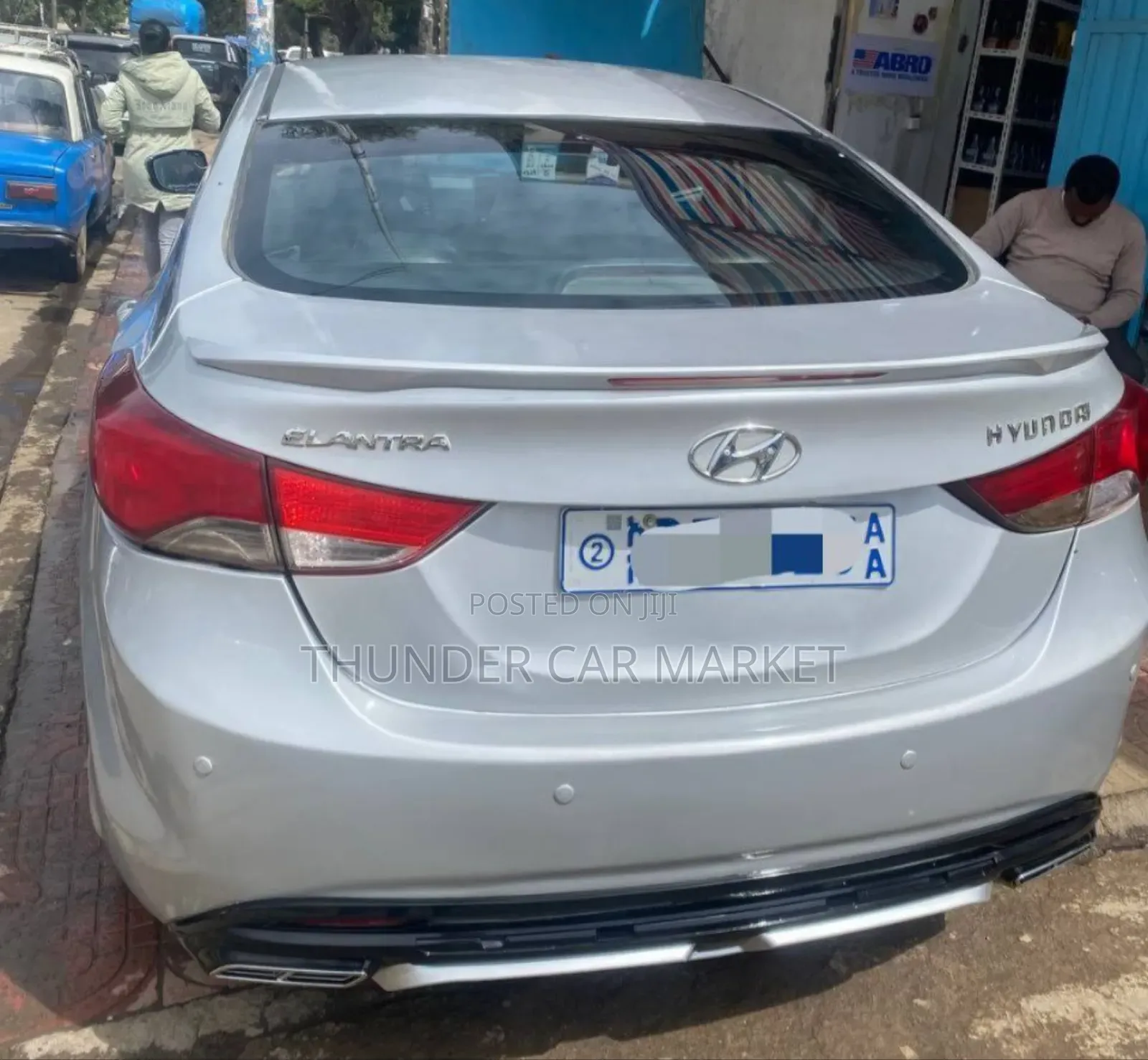 Hyundai Elantra 2012 Silver
