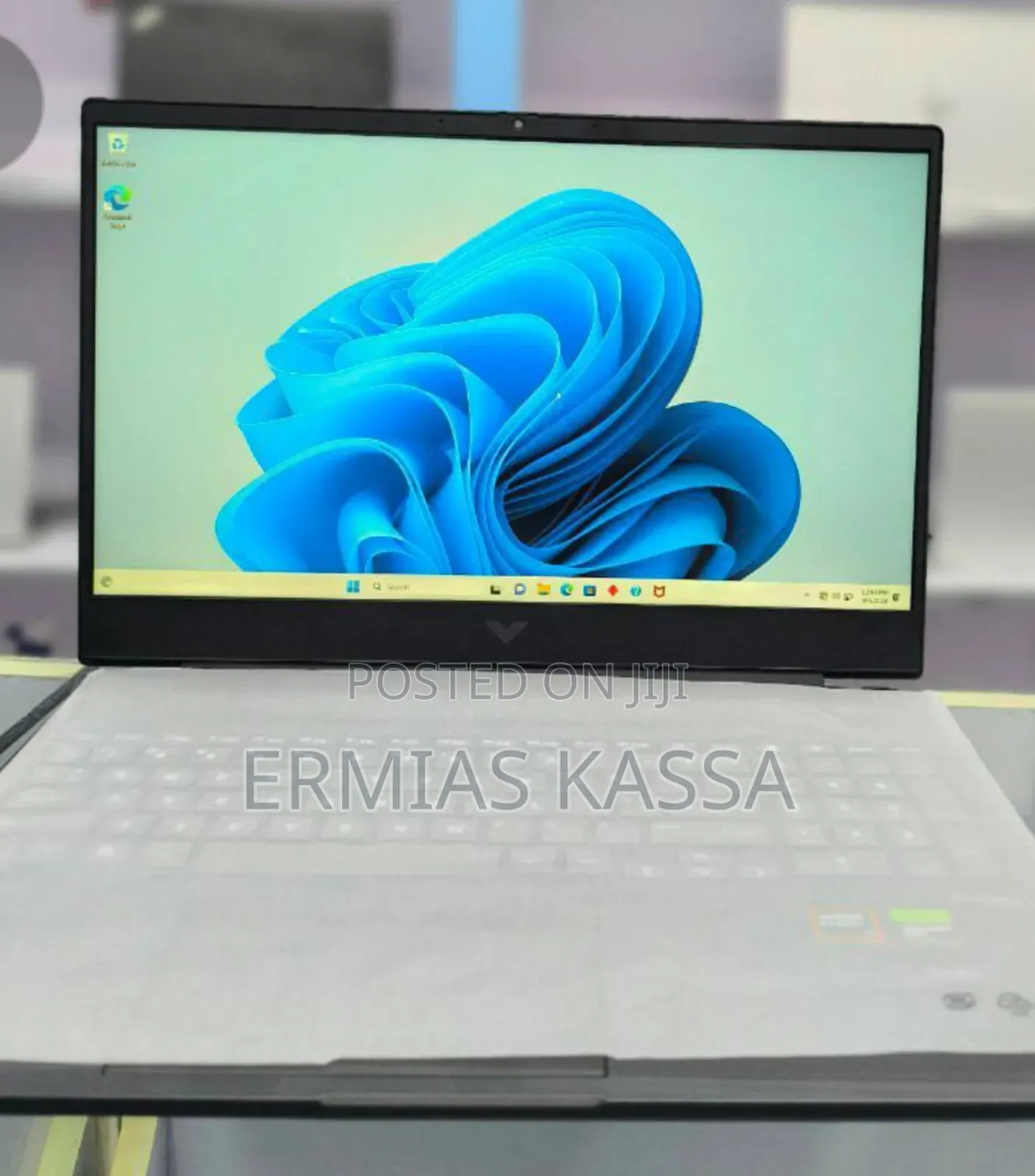 New Laptop HP Victus 16 16GB AMD Ryzen 7 SSD 512GB