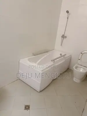 4bdrm Villa in ሰባ ሁለት, Bole for rent