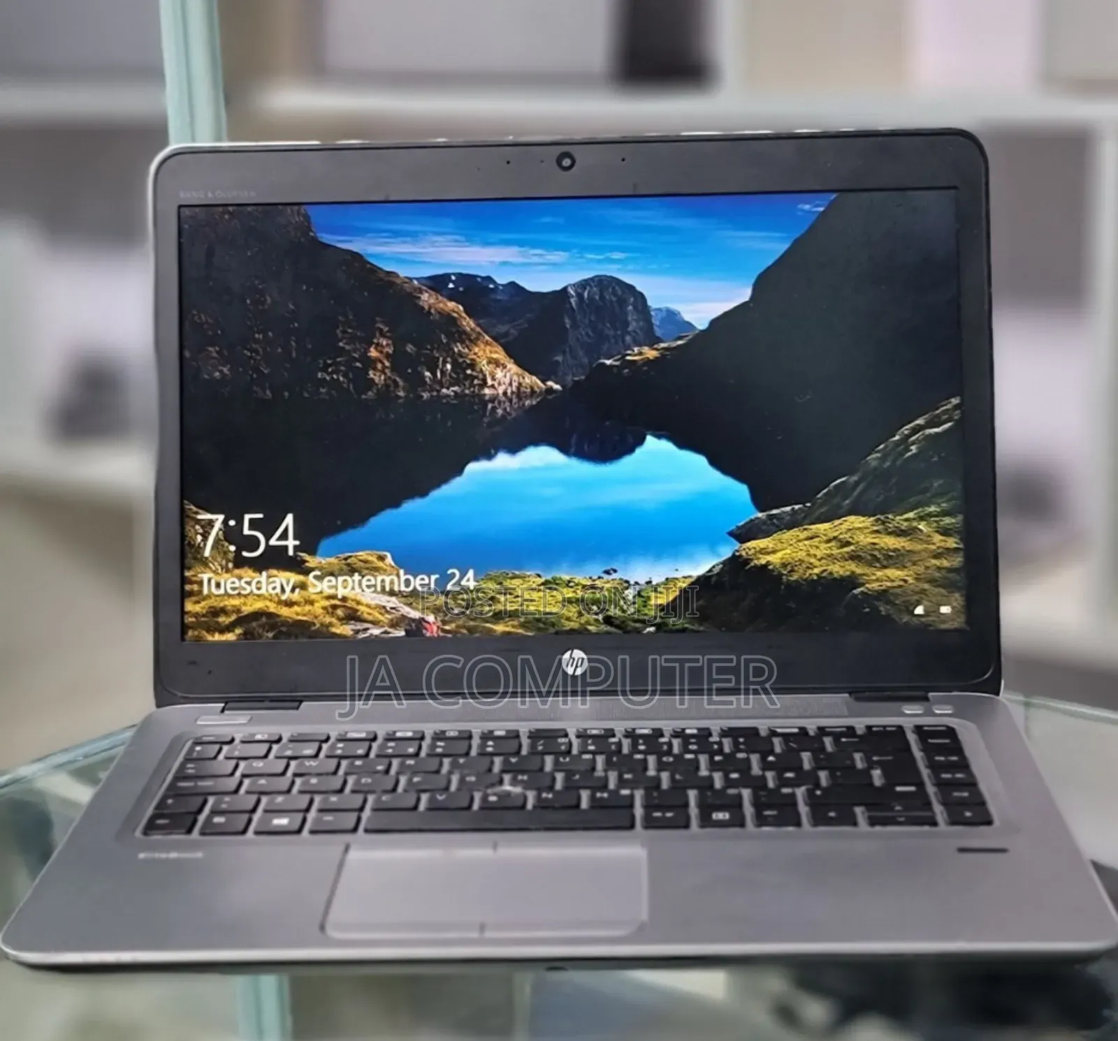 New Laptop HP EliteBook 840 G4 8GB Intel Core I7 SSHD (Hybrid) 1.5T