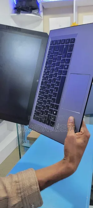 New Laptop HP ZBook 15 32GB Intel Core I7 SSD 512GB