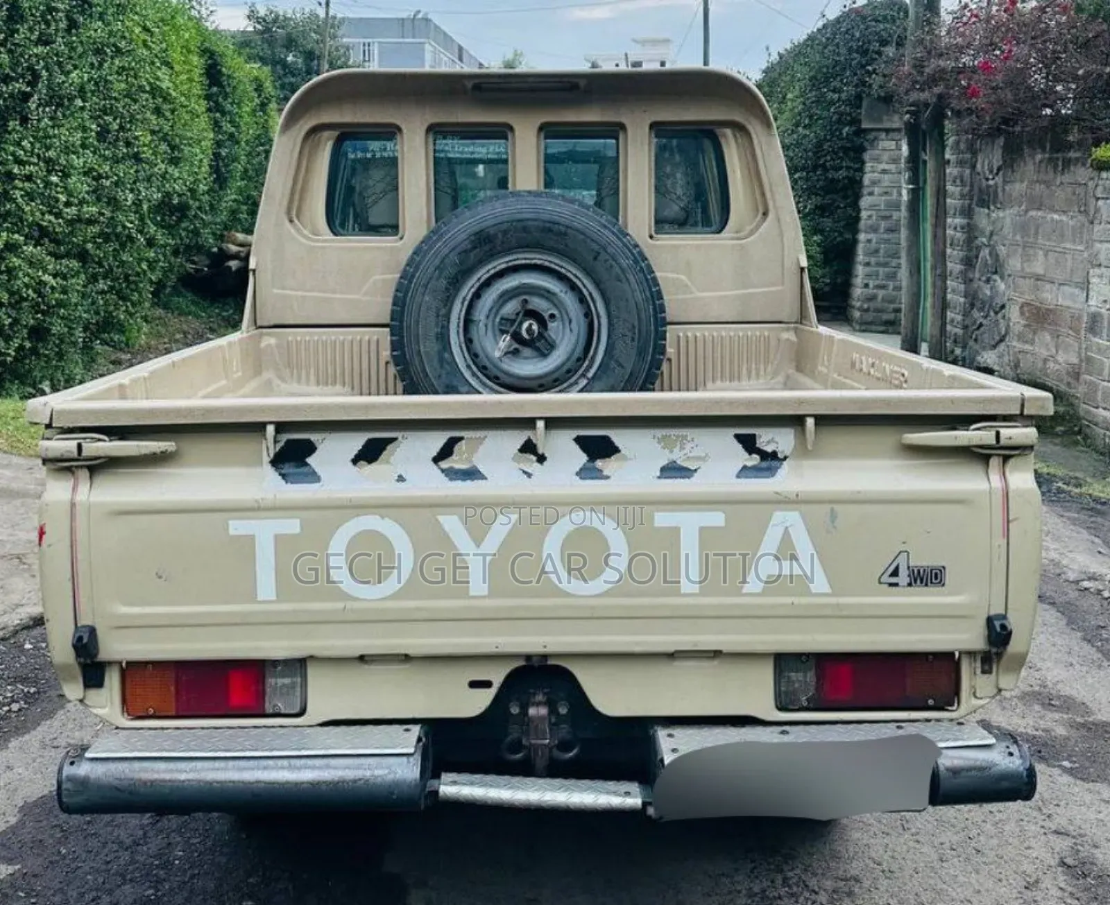 Toyota Land Cruiser 2015 Gold