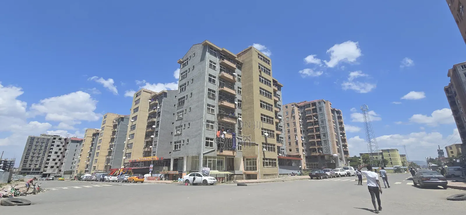 Furnished 2bdrm Condo in አያት 40/60 ኮንዶሚኒየም, Bole for sale