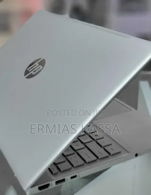 New Laptop HP Pavilion 15 8GB Intel Core I5 SSD 512GB