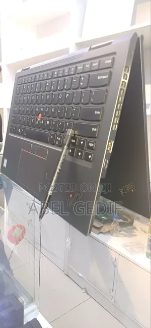 Photo - New Laptop Lenovo ThinkPad Yoga 16GB Intel Core I5 SSD 512GB