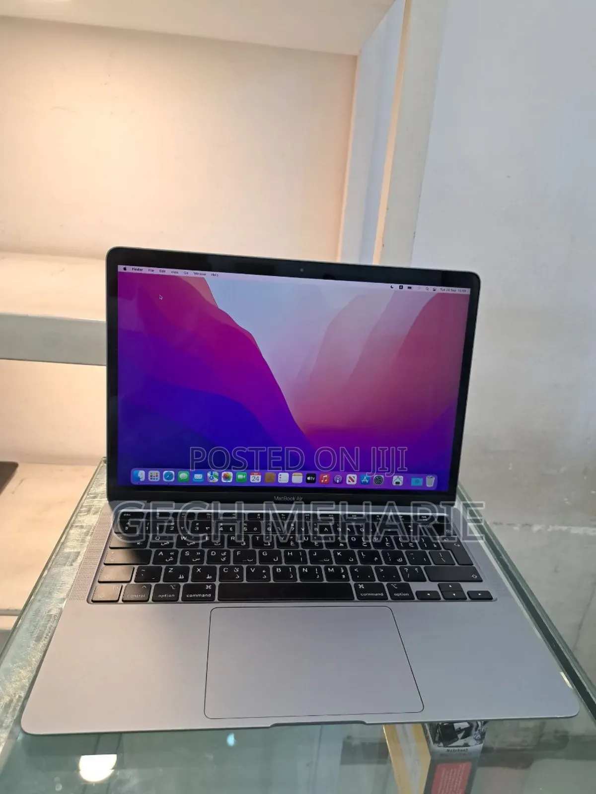 New Laptop Apple MacBook Air 2020 M1 8GB Intel Core I5 SSD 256GB