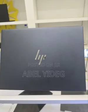 New Laptop HP Dragonfly G4 16GB Intel Core I7 SSD 512GB