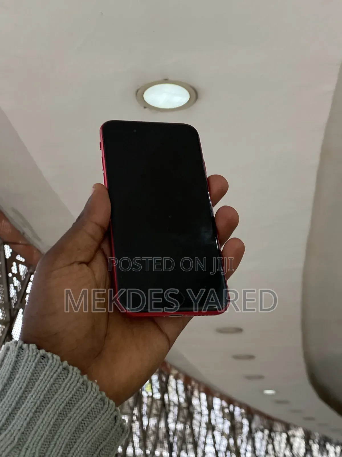 New Apple iPhone SE (2020) 64 GB Red