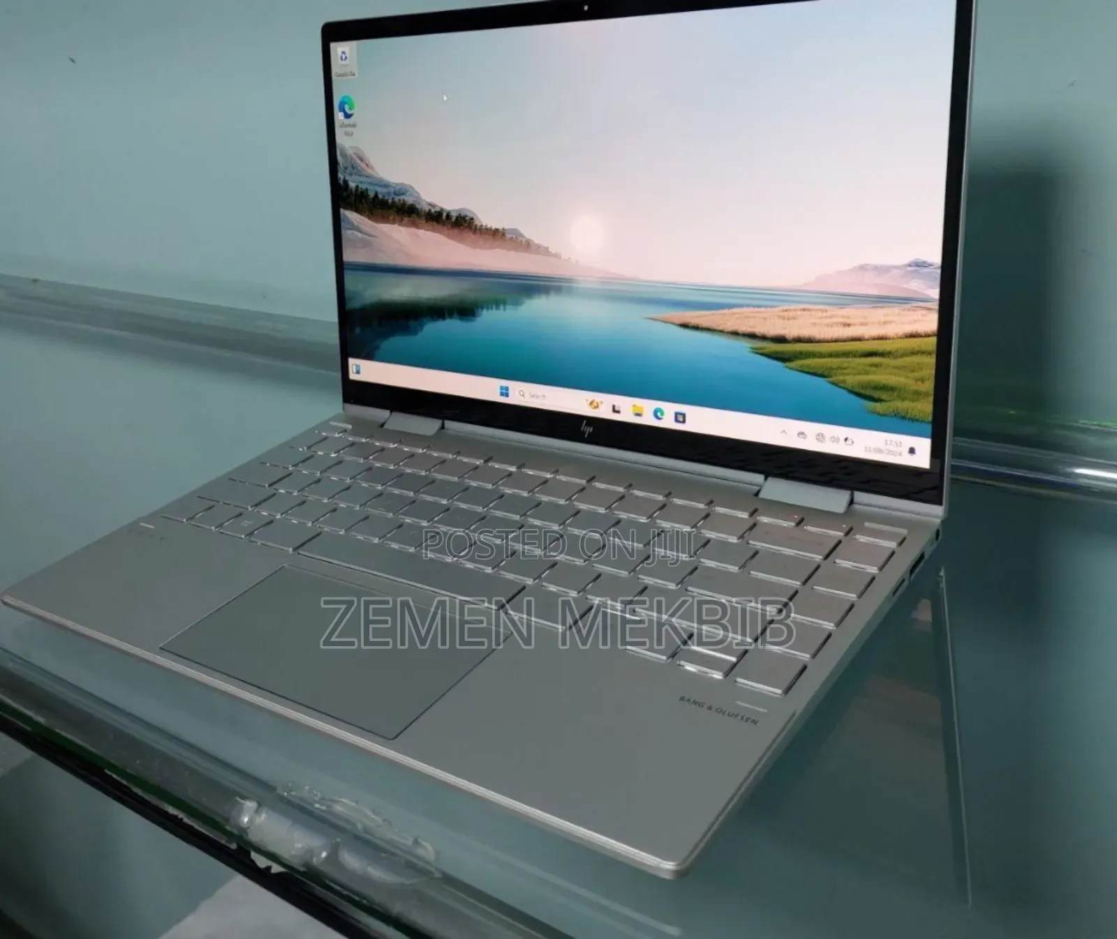 New Laptop HP Envy X360 8GB Intel Core I7 SSD 1T