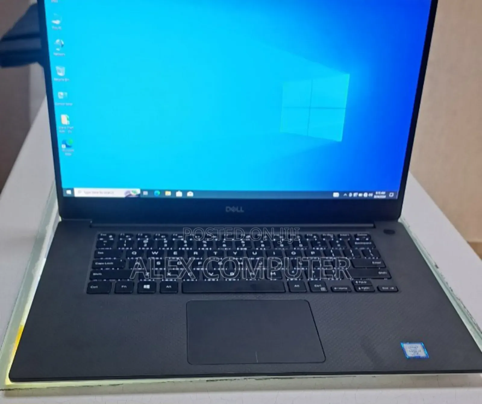 New Laptop Dell XPS 15 32GB Intel Core I7 SSD 512GB