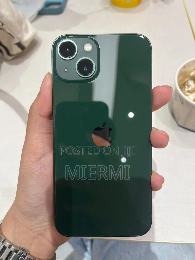 Apple iPhone 13 128 GB Green