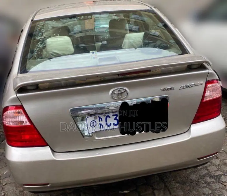 Toyota Corolla 2006 Gold