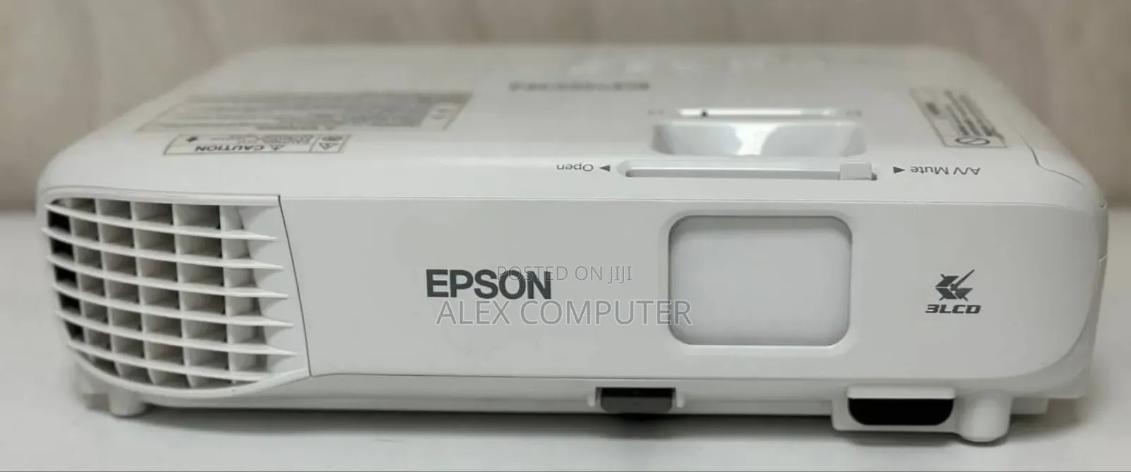 Epson EB S05projecter
