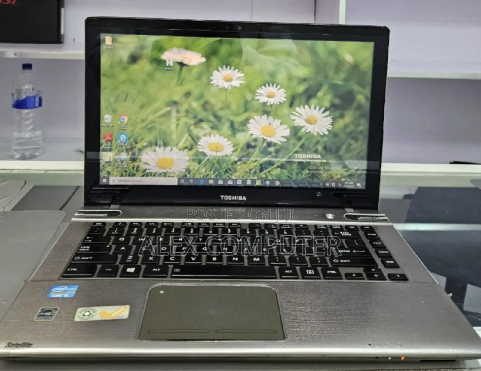 New Laptop Toshiba Satellite C55 4GB Intel Core I5 HDD 700GB