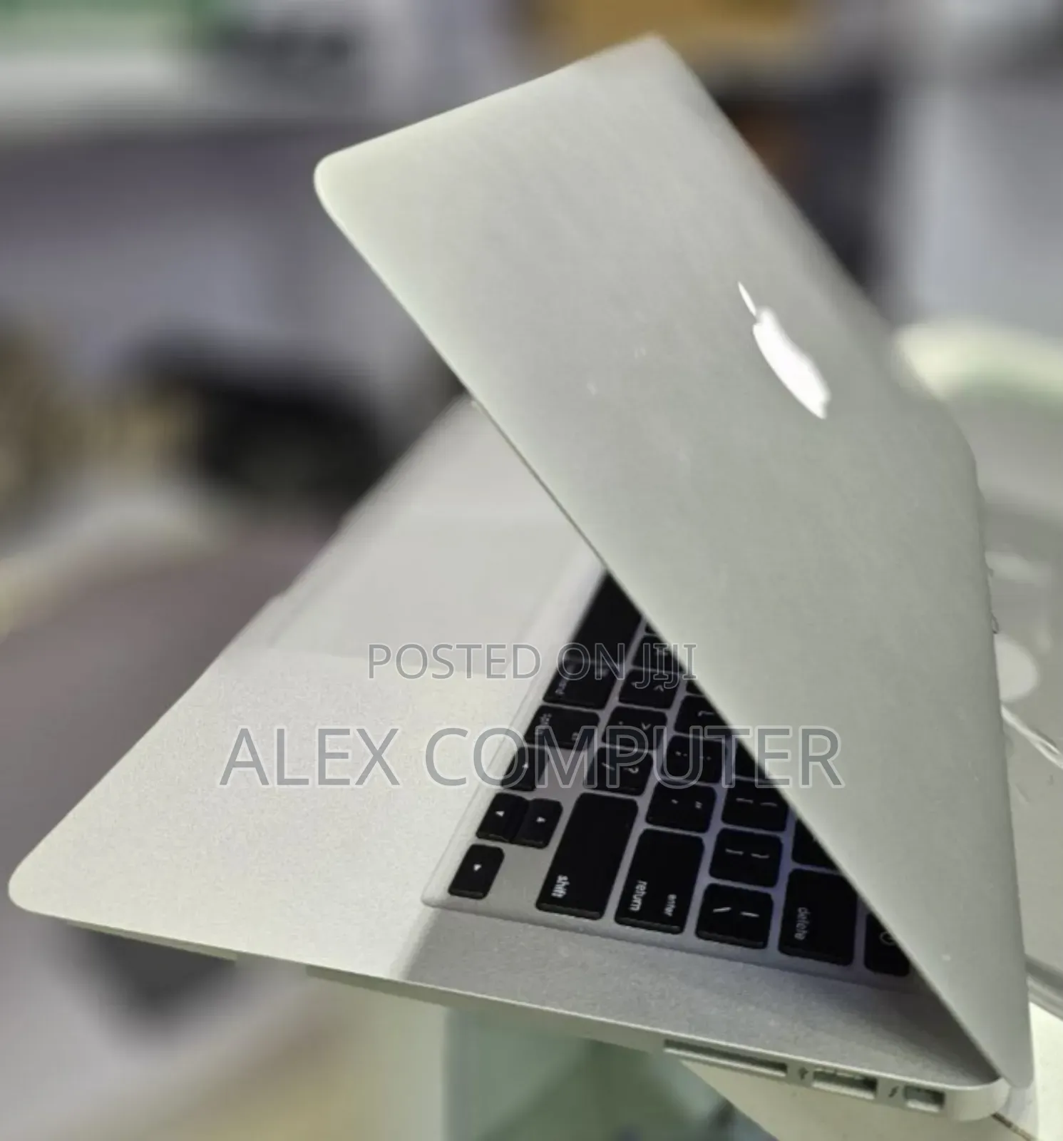 New Laptop Apple MacBook Air 2017 8GB Intel Core I5 SSD 128GB