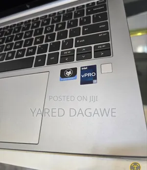 New Laptop HP ZBook Firefly 16inch G9 16GB Intel Core I7 SSD 512GB