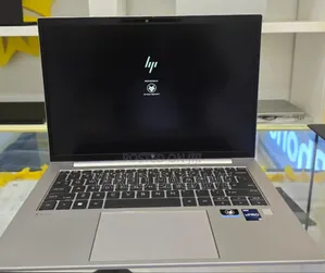 New Laptop HP ZBook Firefly 16inch G9 16GB Intel Core I7 SSD 512GB